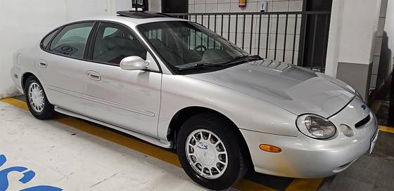 FORD TAURUS 3.0 LX V6 24V GASOLINA 4P AUTOMÁTICO